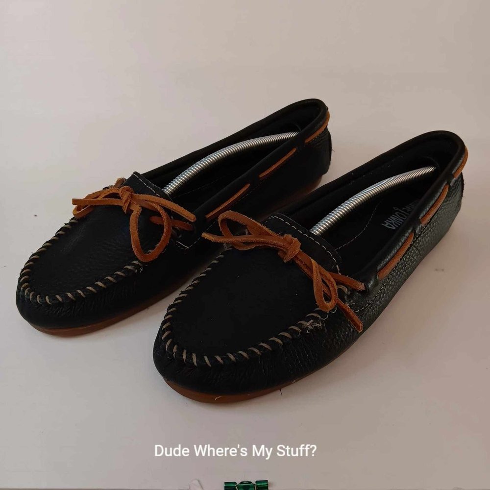 AUTHENTIC MINNETONKA CHARCOAL & BROWN WOMEN'S BOAT MOCCASINS DECK SHOES - SIZE 9